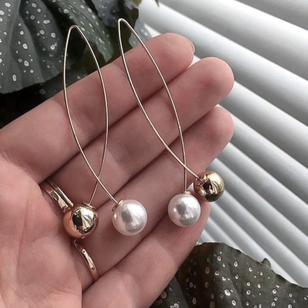 Gold Faux Pearl Crossover Ear Wire Earrings - Picture 4 of 7